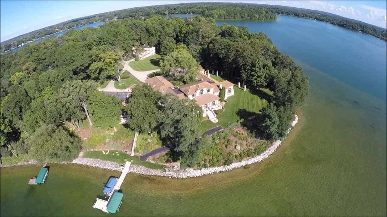 oconomowoc lake 