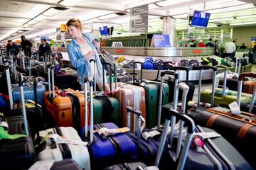 What Color Luggage Is Most Likely To Be Stolen? You Need To Read This!