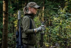 Enhance Your Hunting Experience: 3 Best Heated Gloves to Stay Warm in Cold Weather